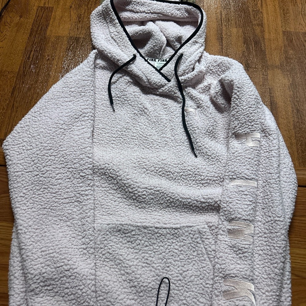 Victoria secret pink Sherpa hoodie pullover size large in light pink
